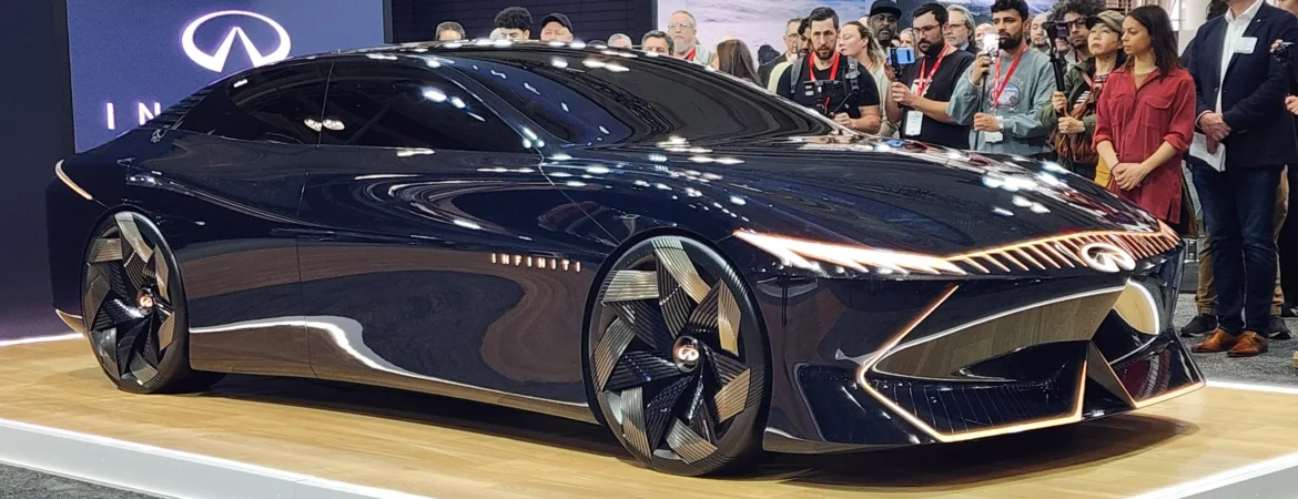 Infiniti Vision Qe